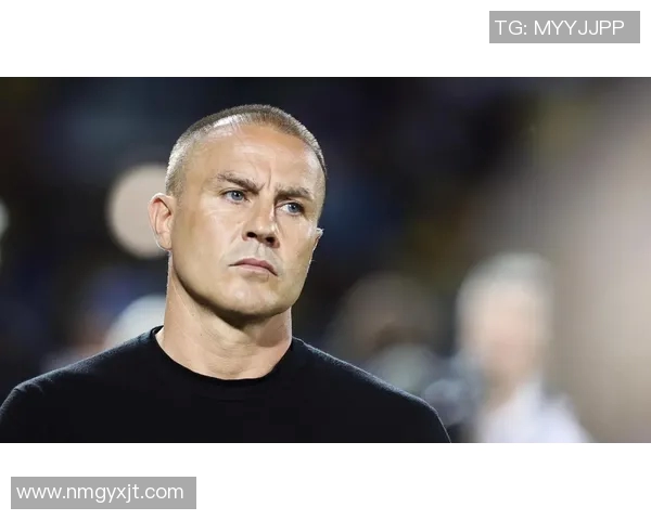 哪个足球明星加盟美国联赛引发球迷热议与期待